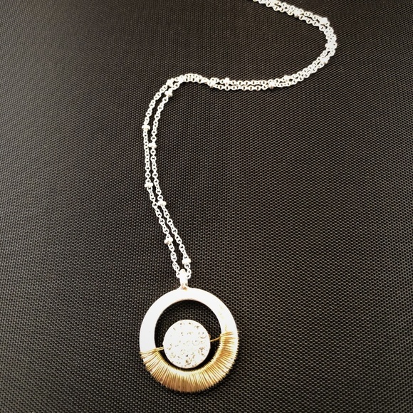 Short Metal Necklace with Wire Wrapped Pendant - Picture 3 of 4